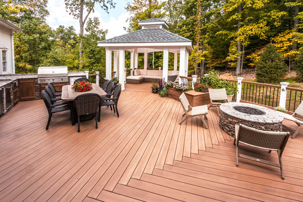 Entertainment Deck with Pavilion